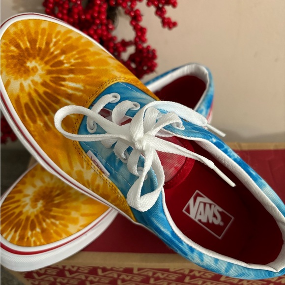 Old Skool Vans - Picture 2 of 2